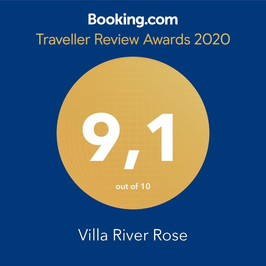 Villa River Rose Joesuu  ภายนอก รูปภาพ